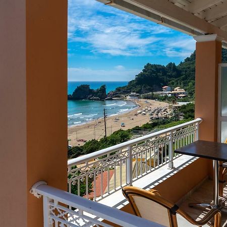 Naftis Apartments Pélekasz Kültér fotó