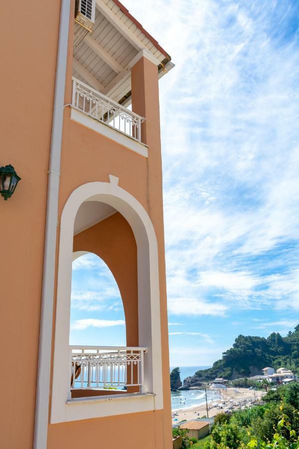 Naftis Apartments Pélekasz Kültér fotó
