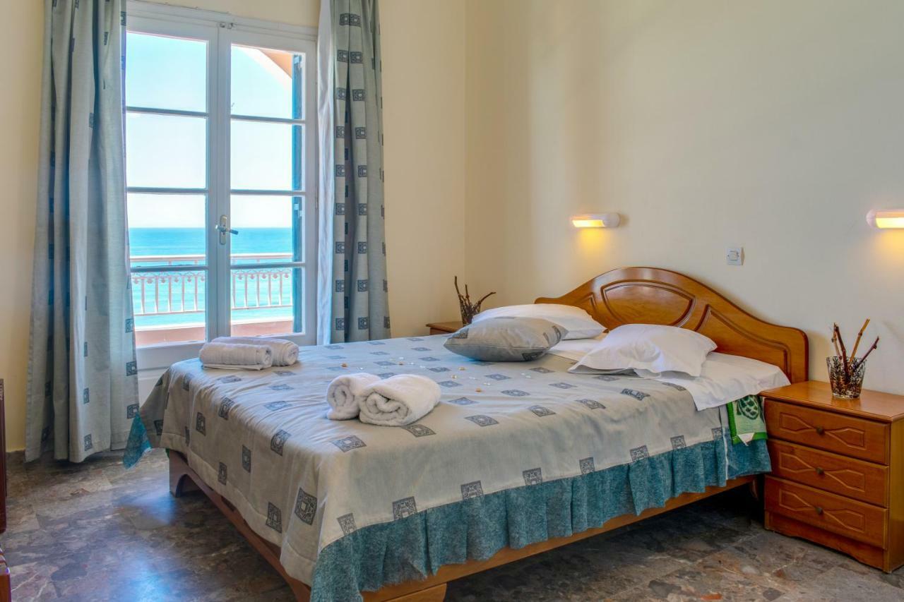 Naftis Apartments Pélekasz Kültér fotó