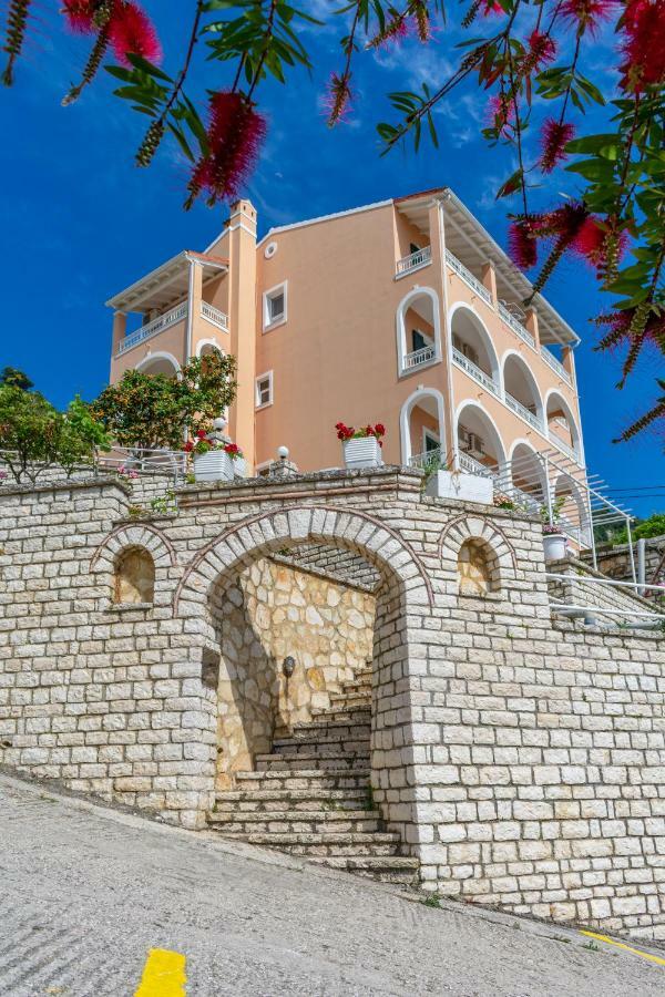 Naftis Apartments Pélekasz Kültér fotó