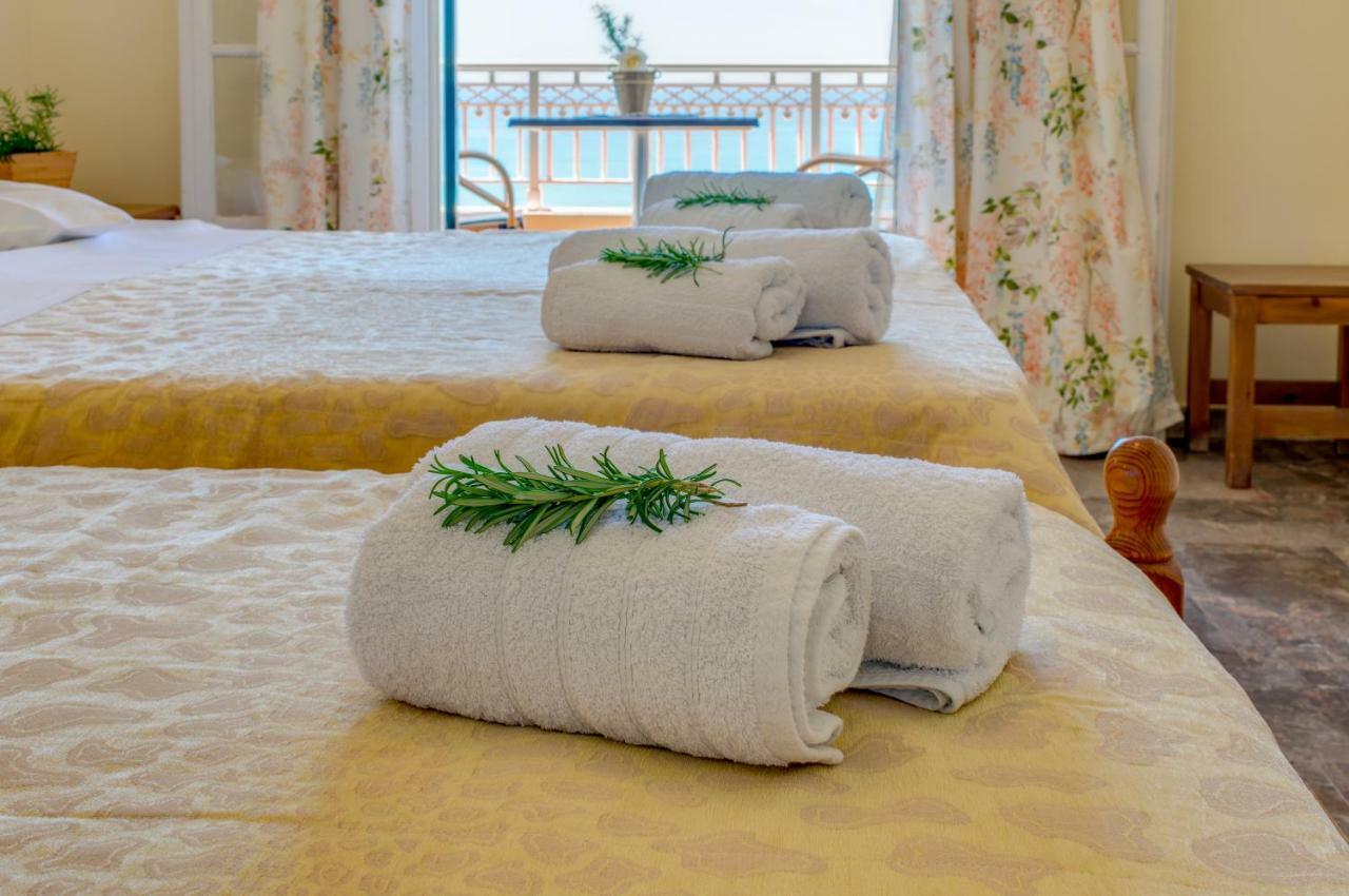 Naftis Apartments Pélekasz Kültér fotó